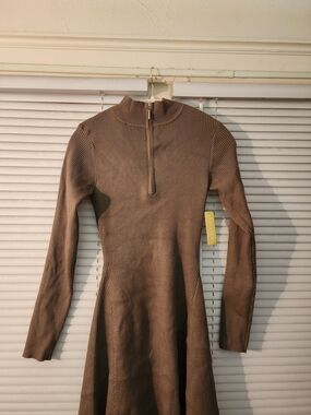 Long Sleeve Ribbed Midi Dress in Brown